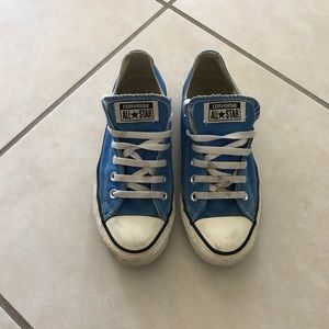 Converse low top in blue